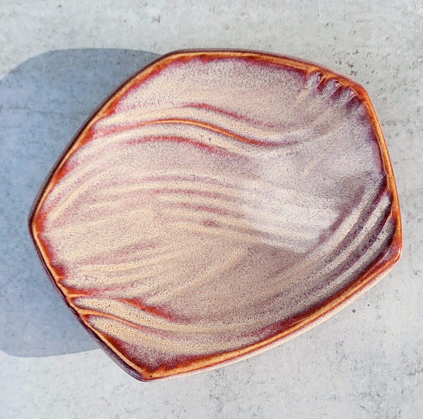 Tiny Footed Tray 01